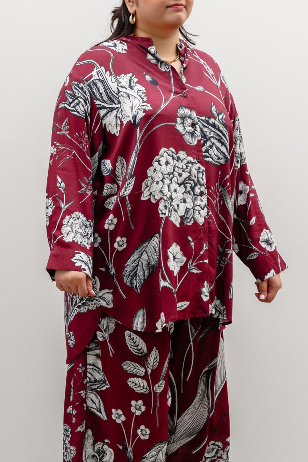 MAROON CRIMSON BLOOM TRUEBODY SHIRT