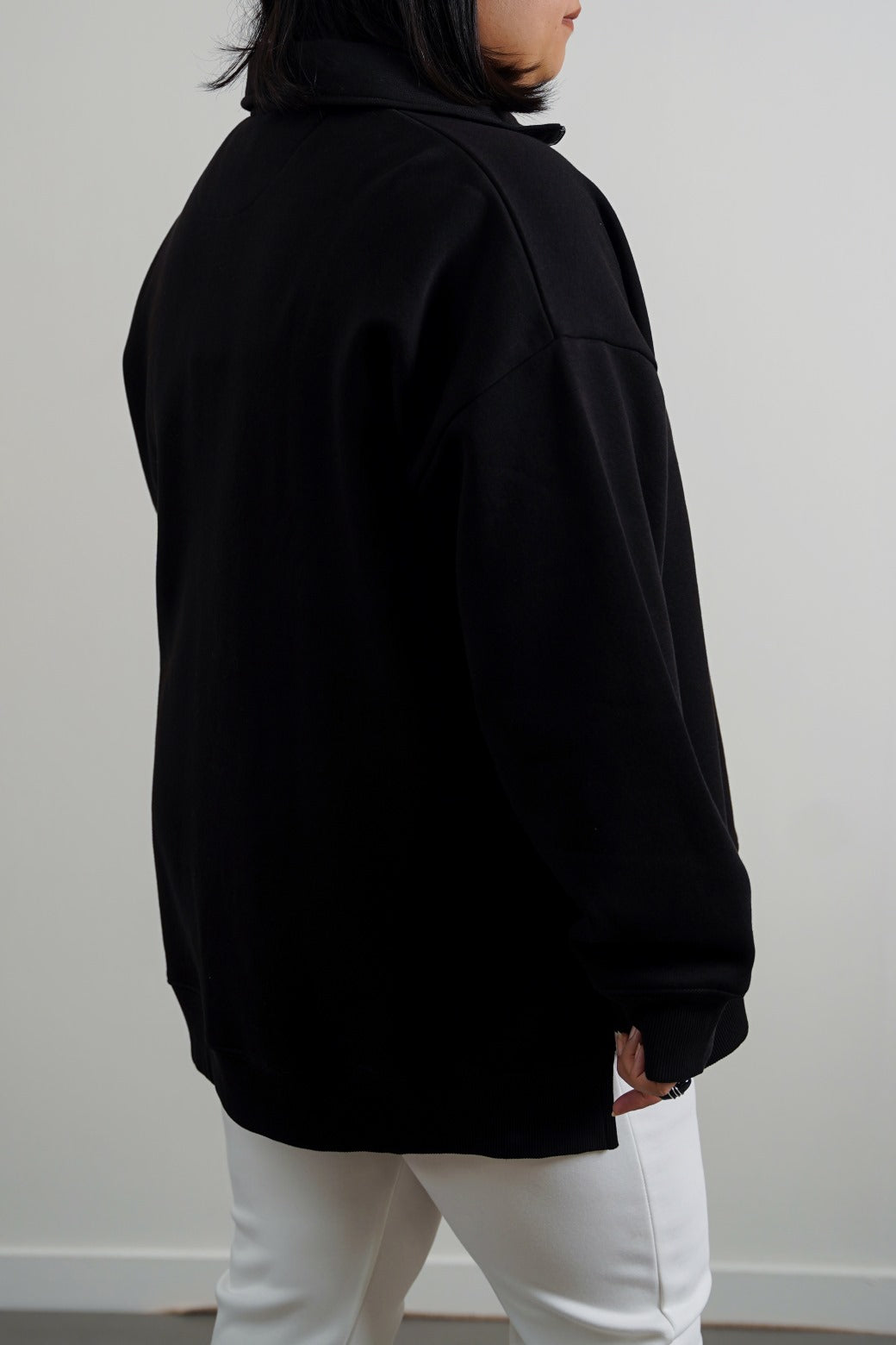 BLACK CURVE NEOPRENE SWEATERSHIRT