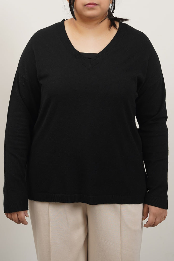 CURVE HOMEBODY V-NECK SWEATER