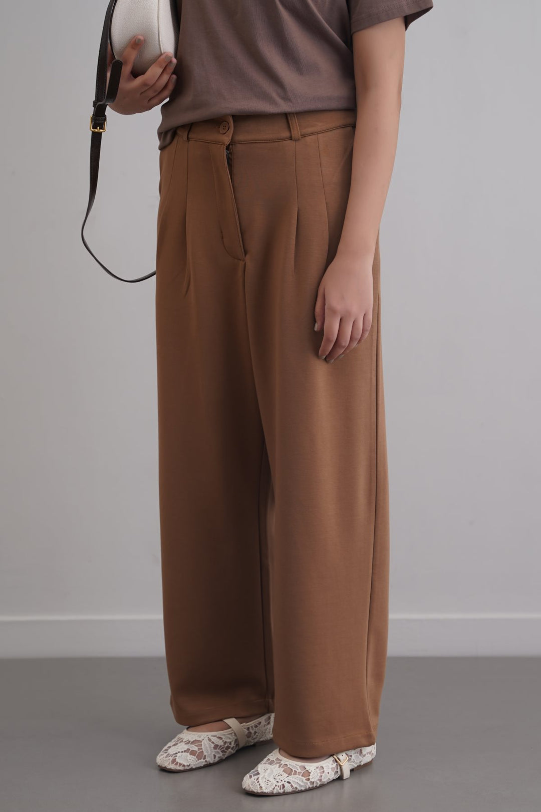 CAMEL SIGNATURE CHINOS