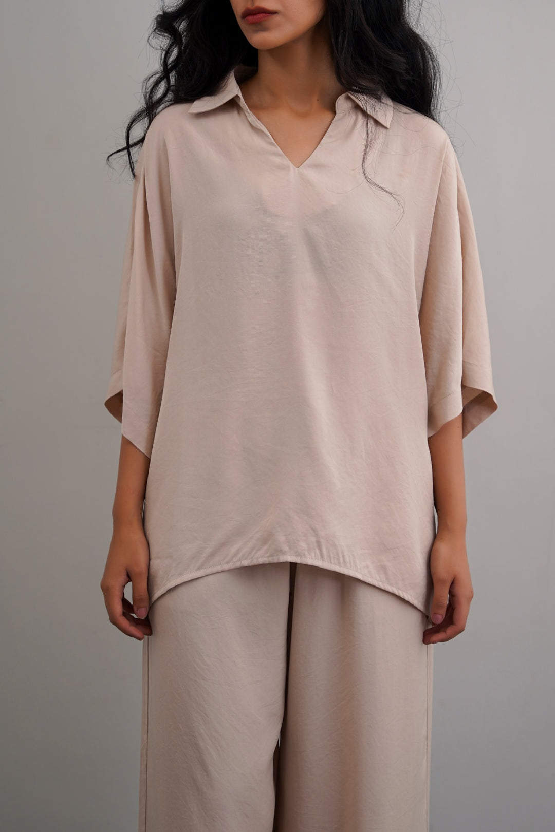 SLEEK SILK BLOUSE