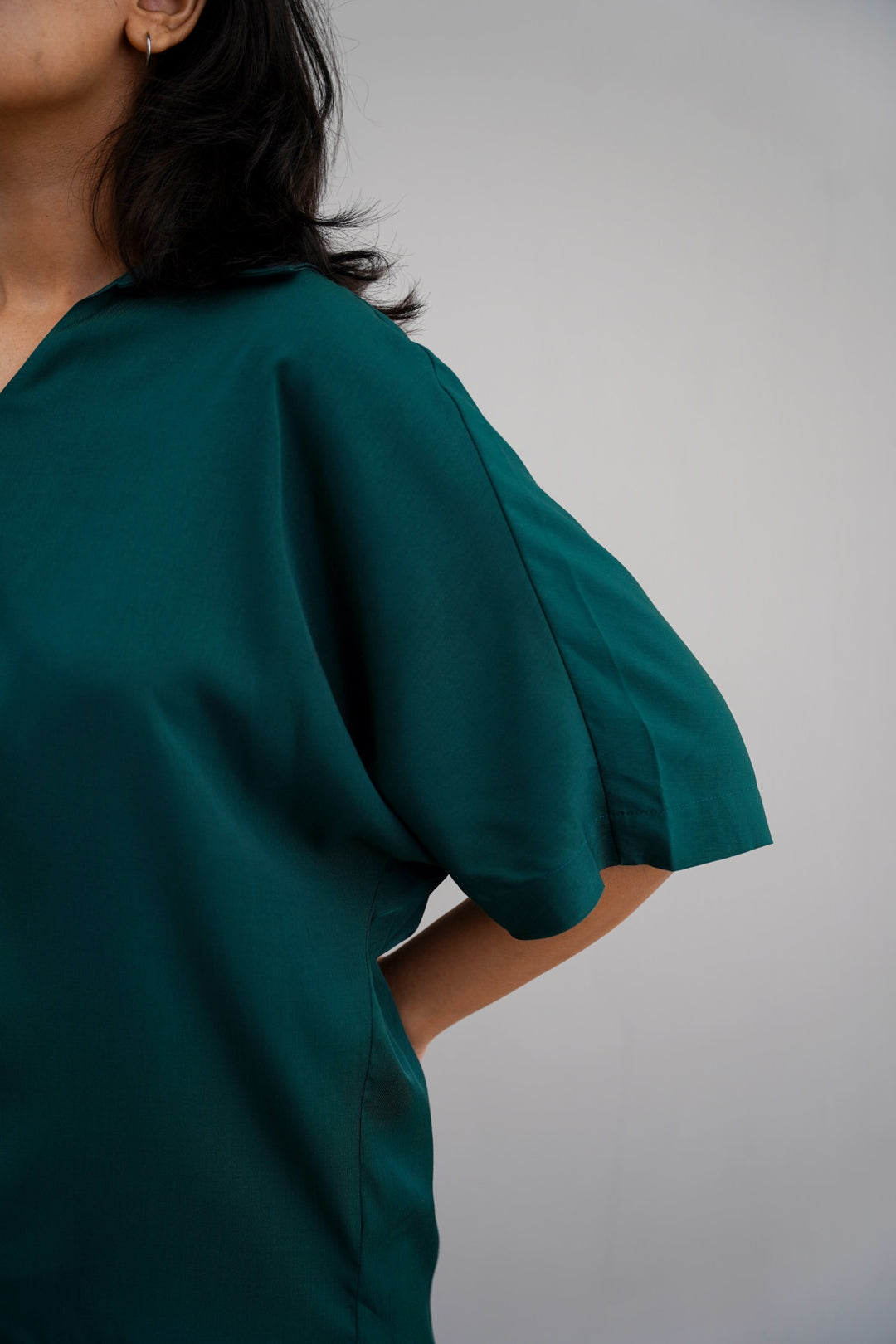 SLEEK SILK BLOUSE