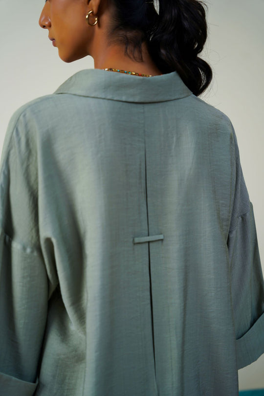 GREEN SILKY CRUISE BLOUSE