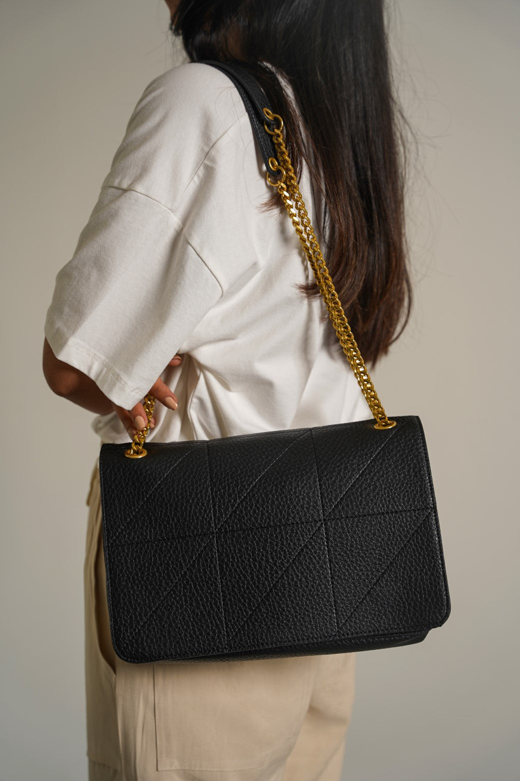 BLACK ZORA SHOULDER BAG