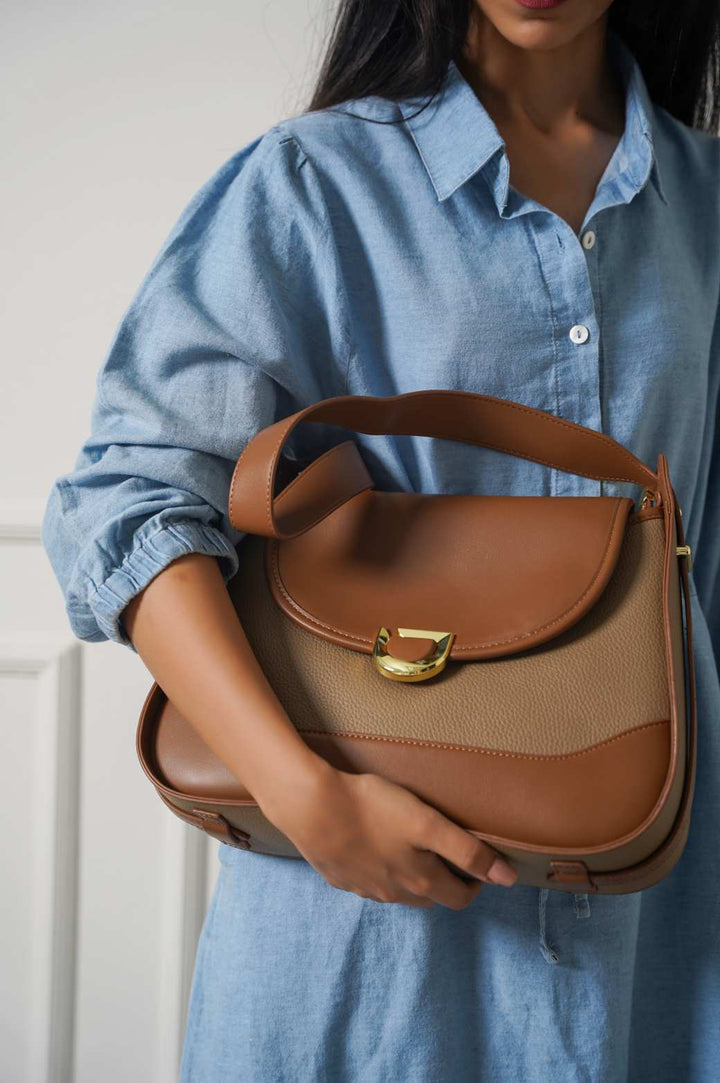 BROWN CITY SHOULDER BAG