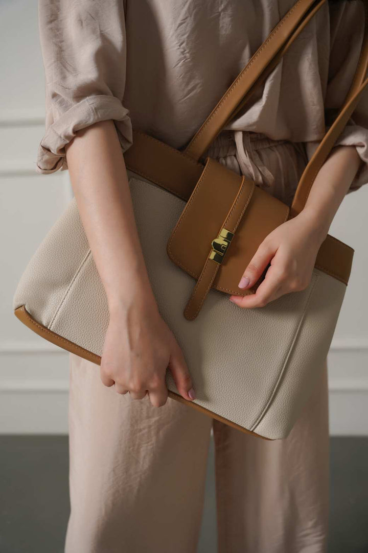 APRICOT EVERYDAY WORK BAG