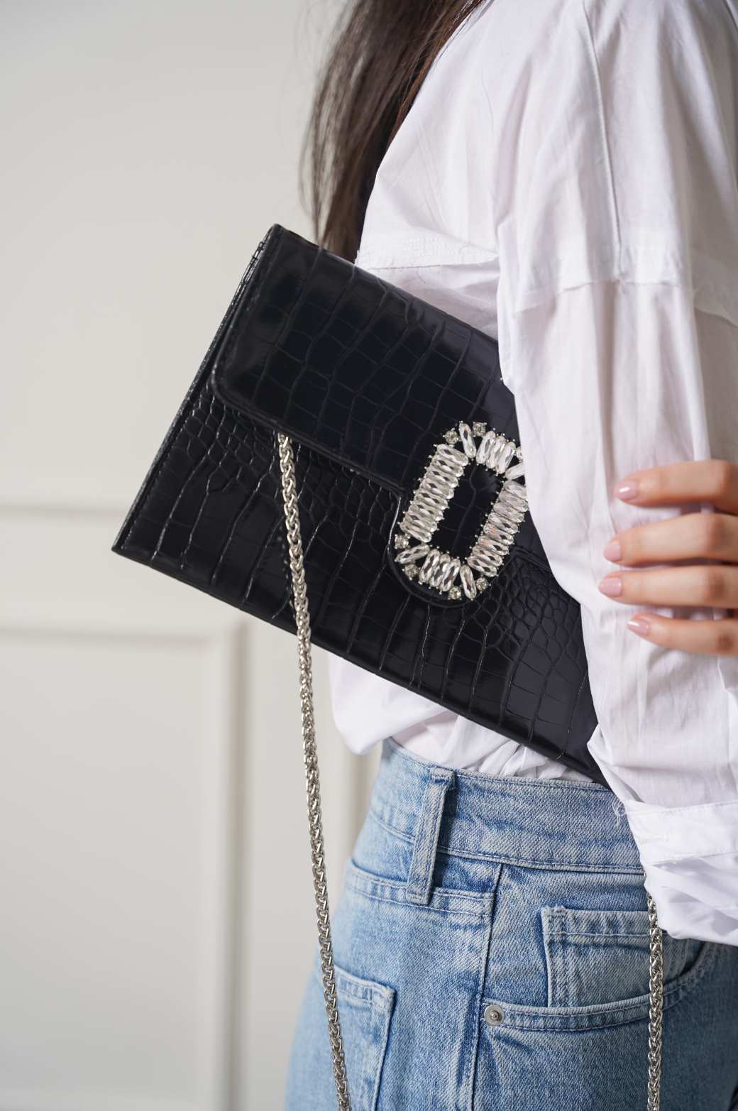 BLACK ELLIE CROSSBODY CLUTCH