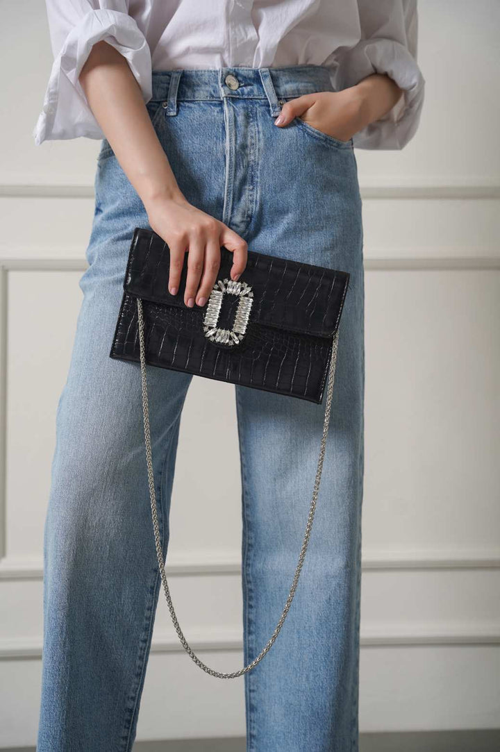 BLACK ELLIE CROSSBODY CLUTCH