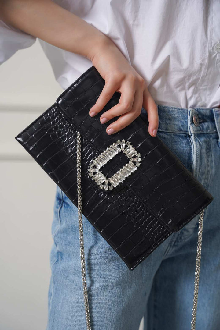 BLACK ELLIE CROSSBODY CLUTCH