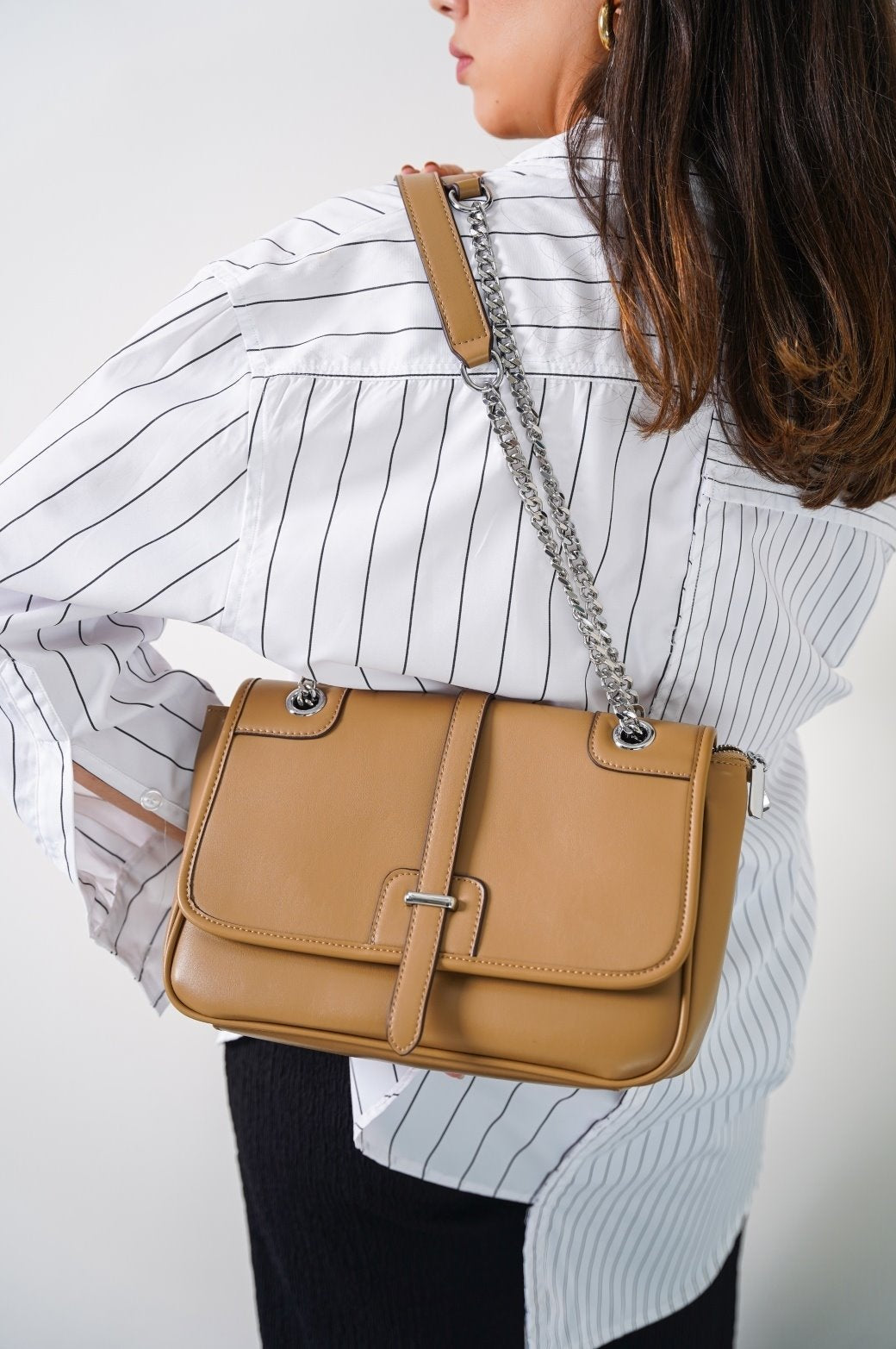 KHAKI BILLIE SHOULDER BAG