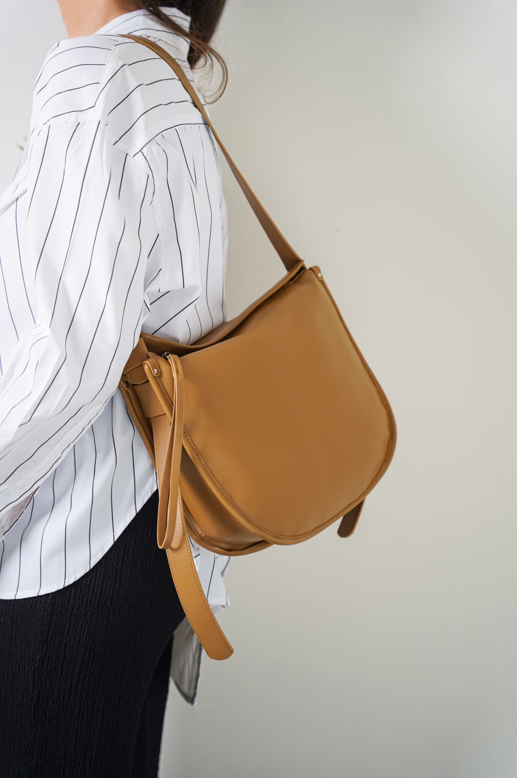 KHAKI SATCHEL TOTE