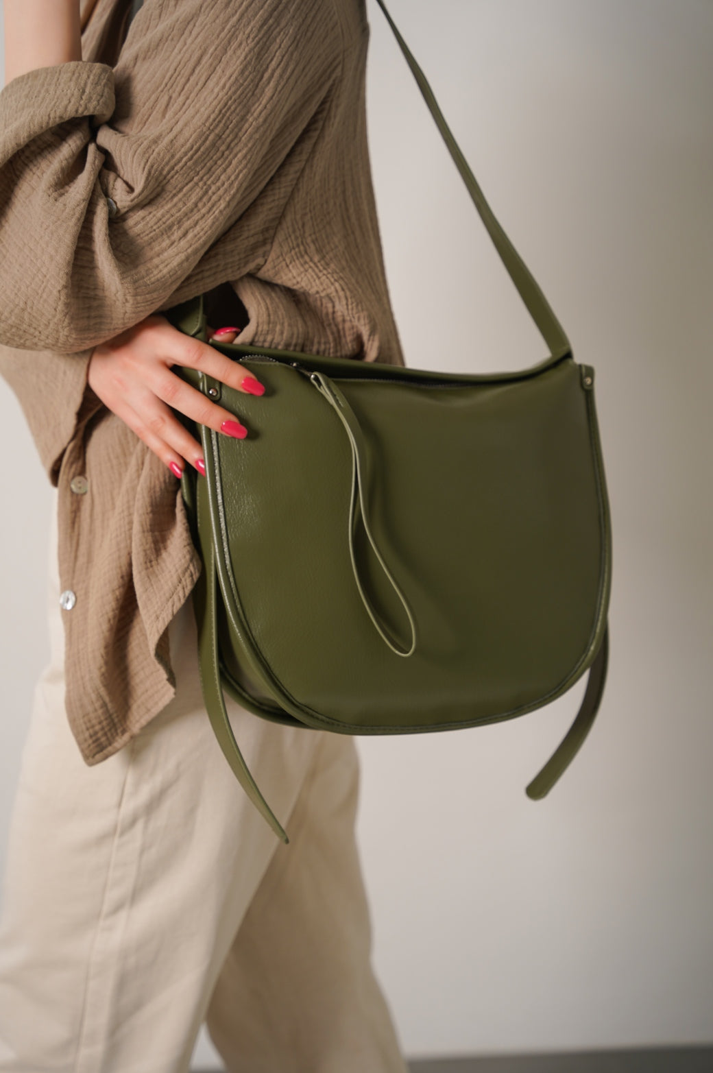OLIVE SATCHEL TOTE