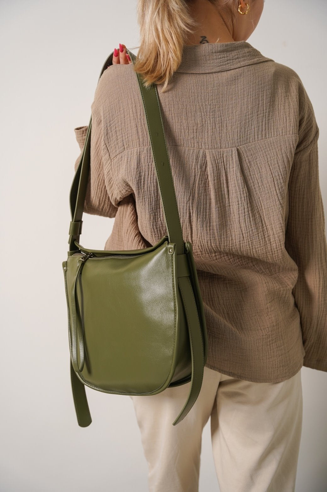 OLIVE SATCHEL TOTE