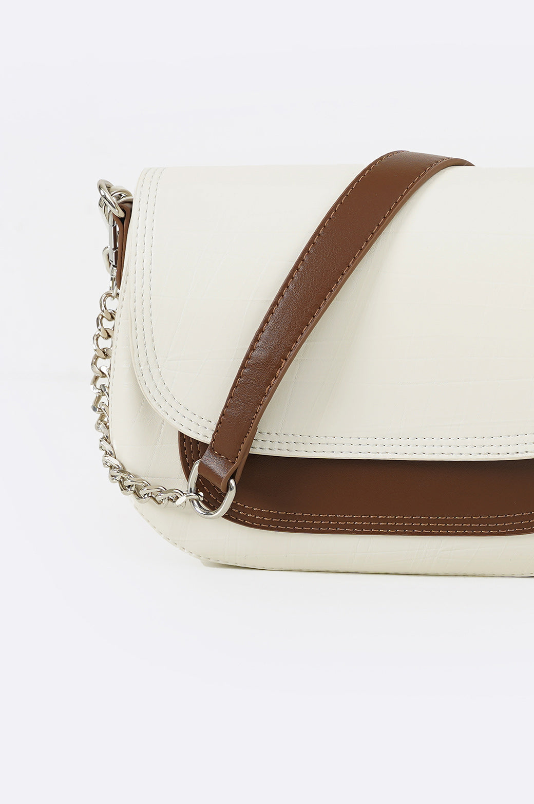 WHITE NOLA SHOULDER BAG