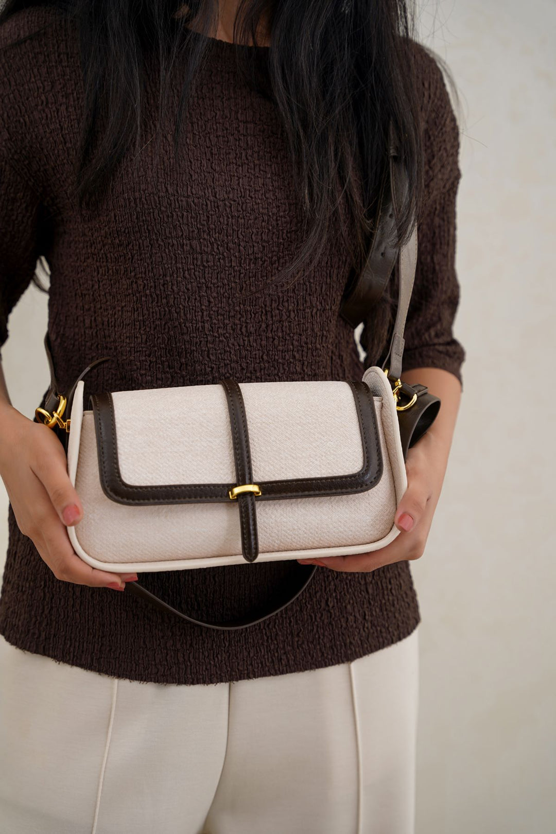 CREAM CITY SHOULDER BAG