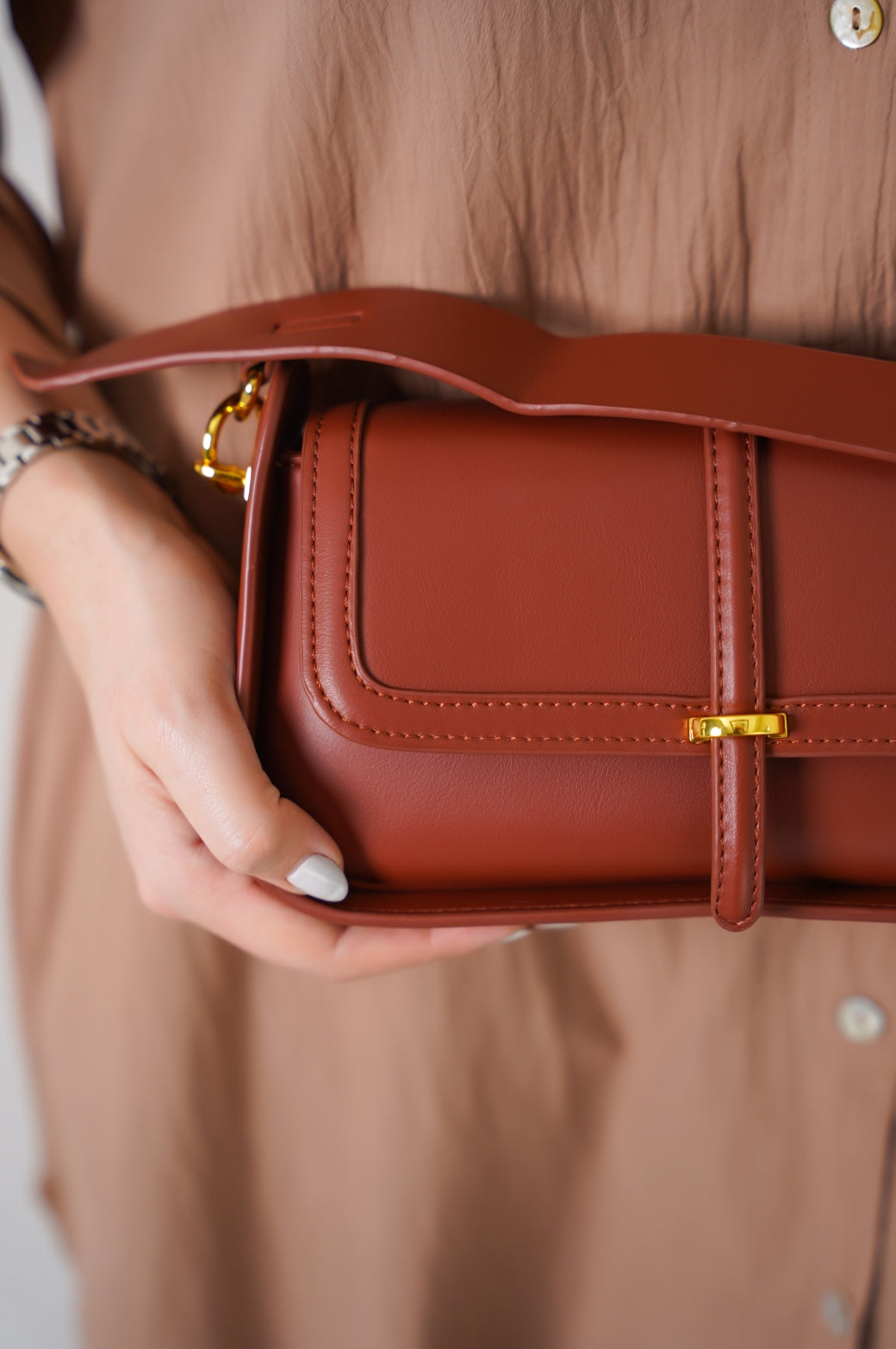 TAN CITY SHOULDER BAG