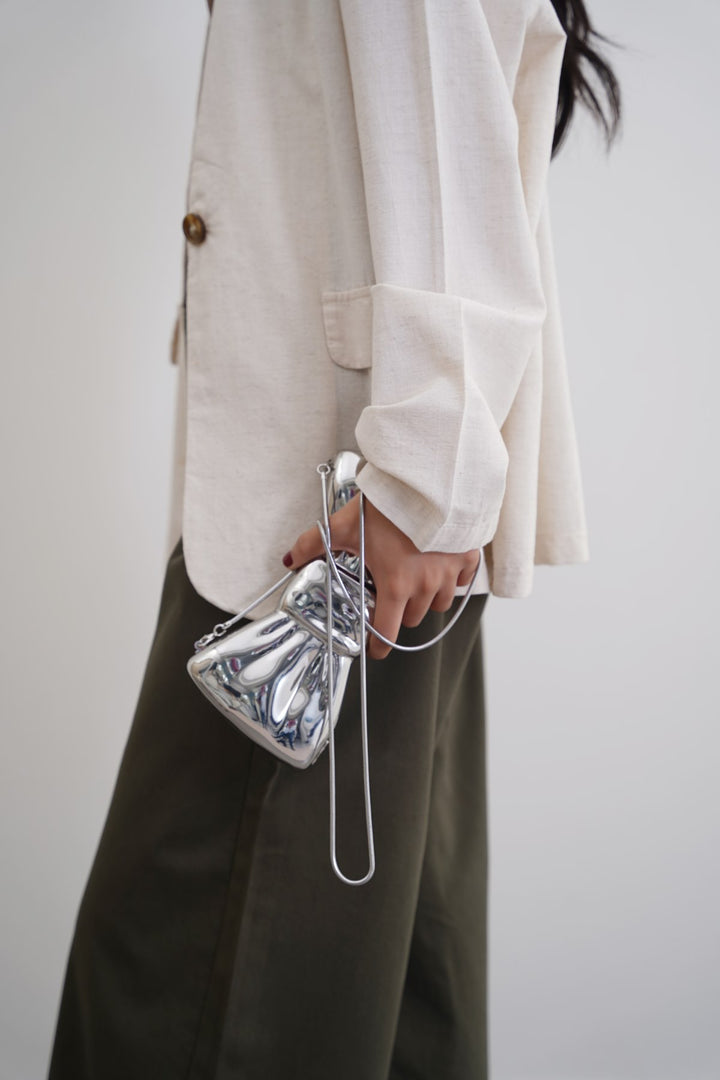 BOWTIE METAL CLUTCH