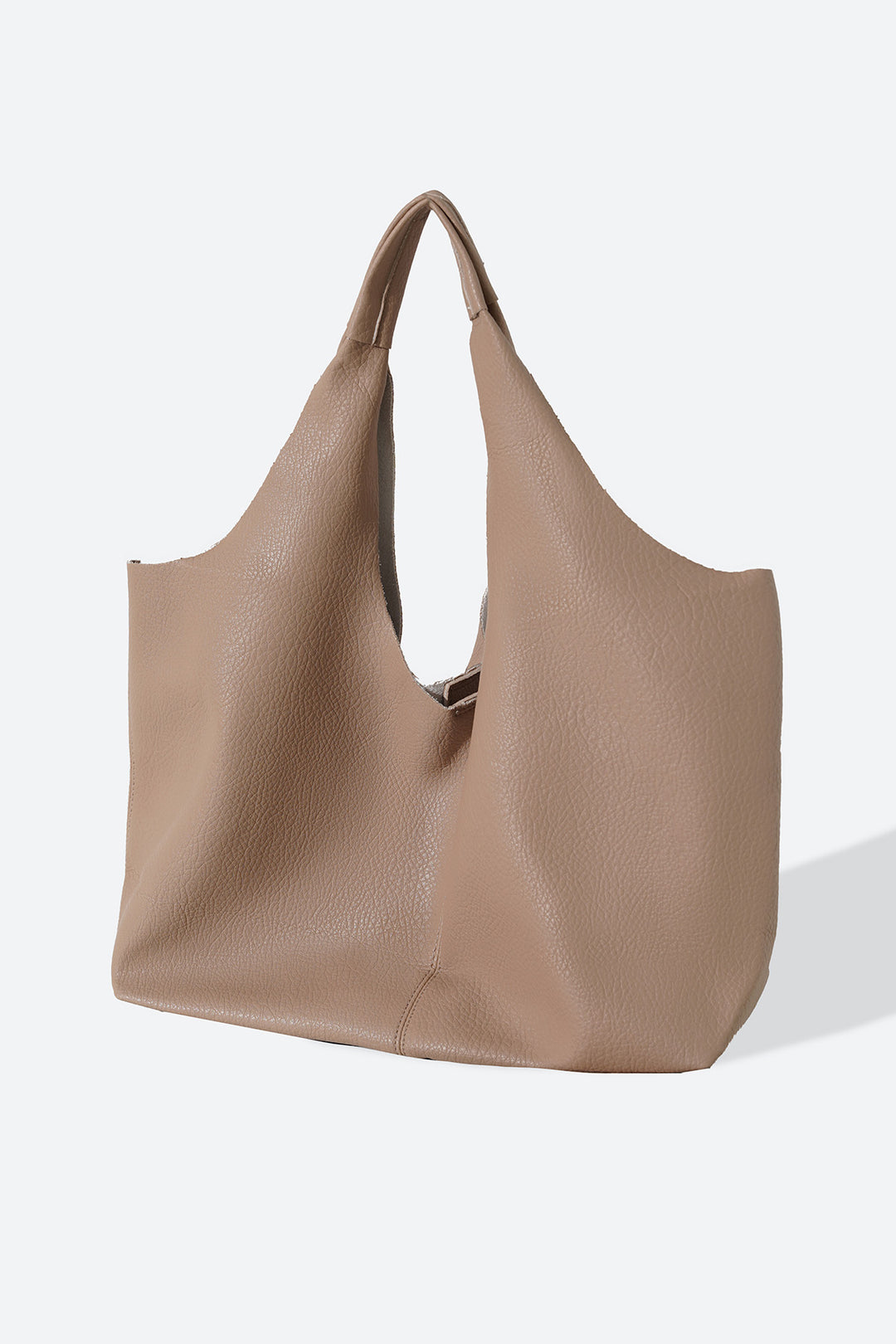 SAND SLOUCHY FRAYED TOTE