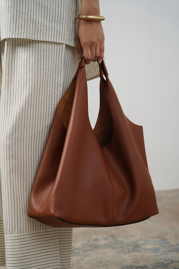 TAN SLOUCHY FRAYED TOTE