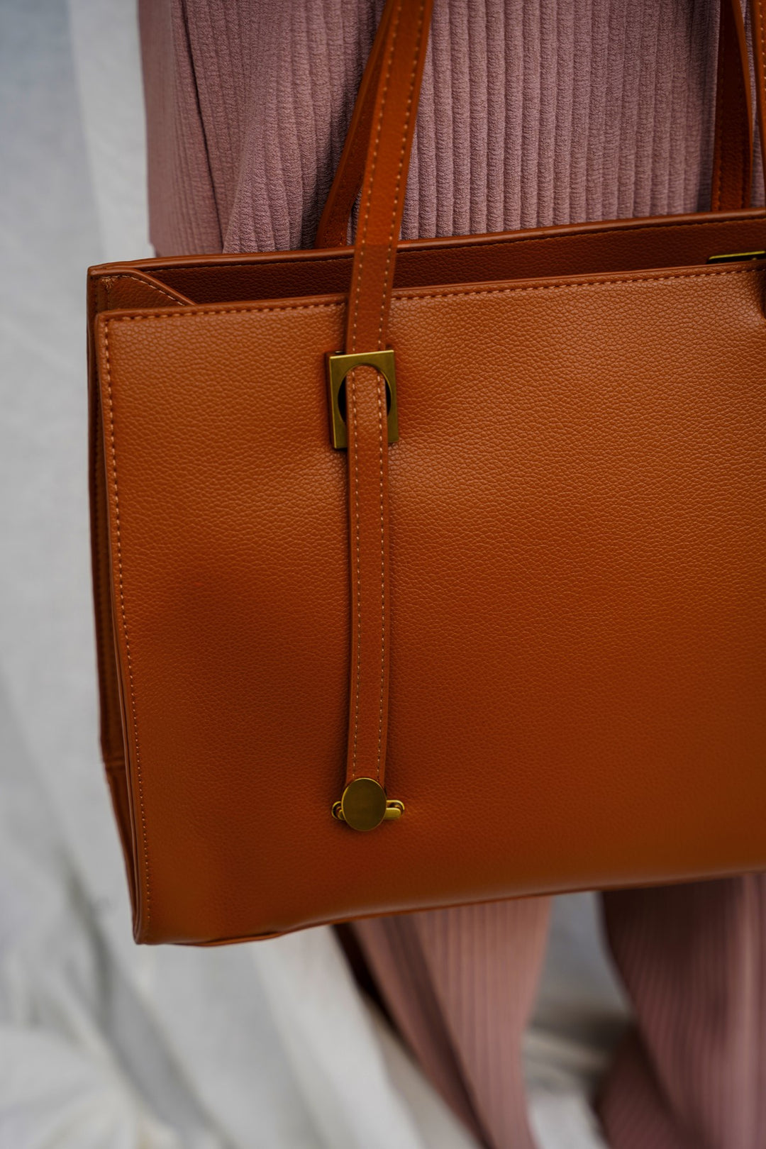 TAN BOARDROOM TOTE