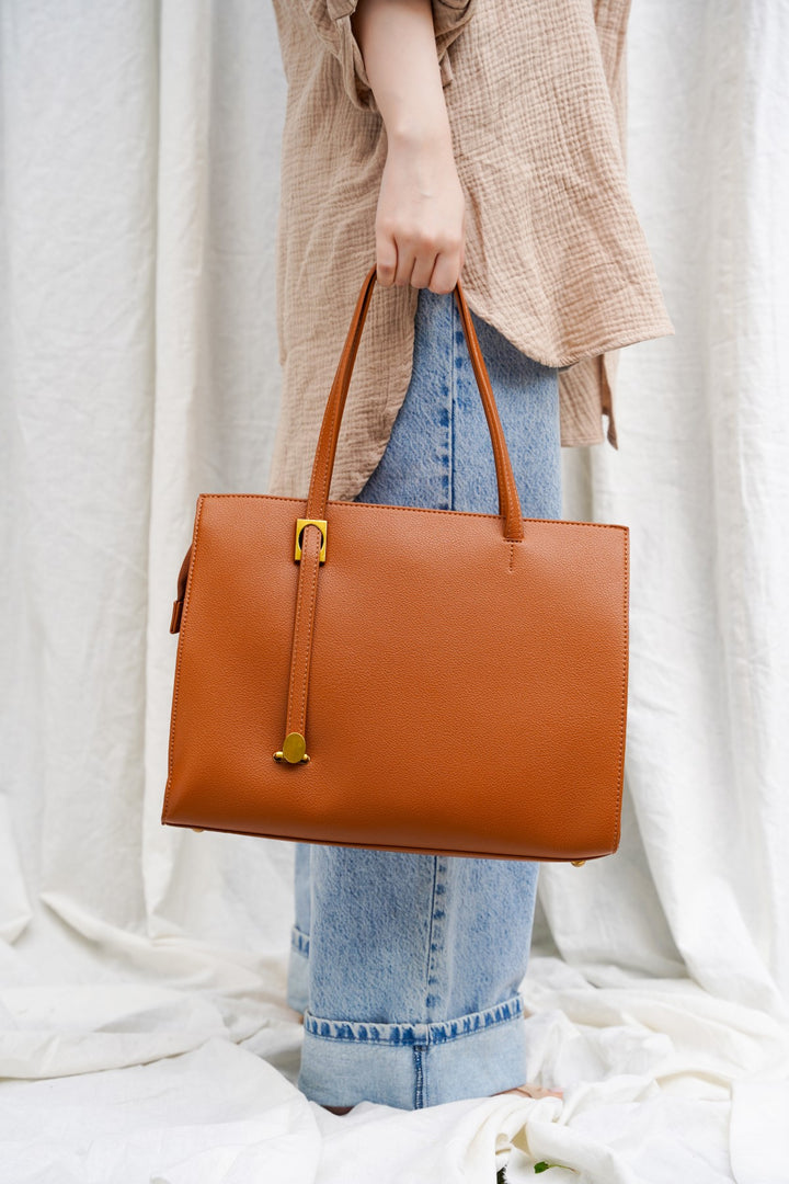 TAN BOARDROOM TOTE