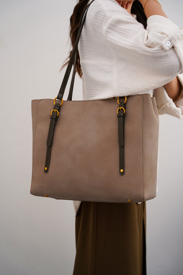 SAND MESSENGER TOTE