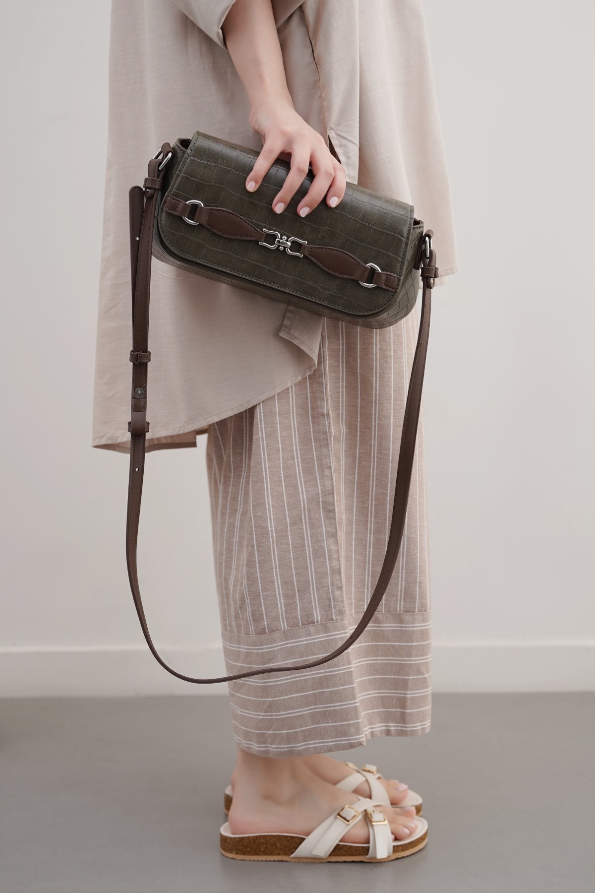 CROC BUCKLE BAG – Lama Retail