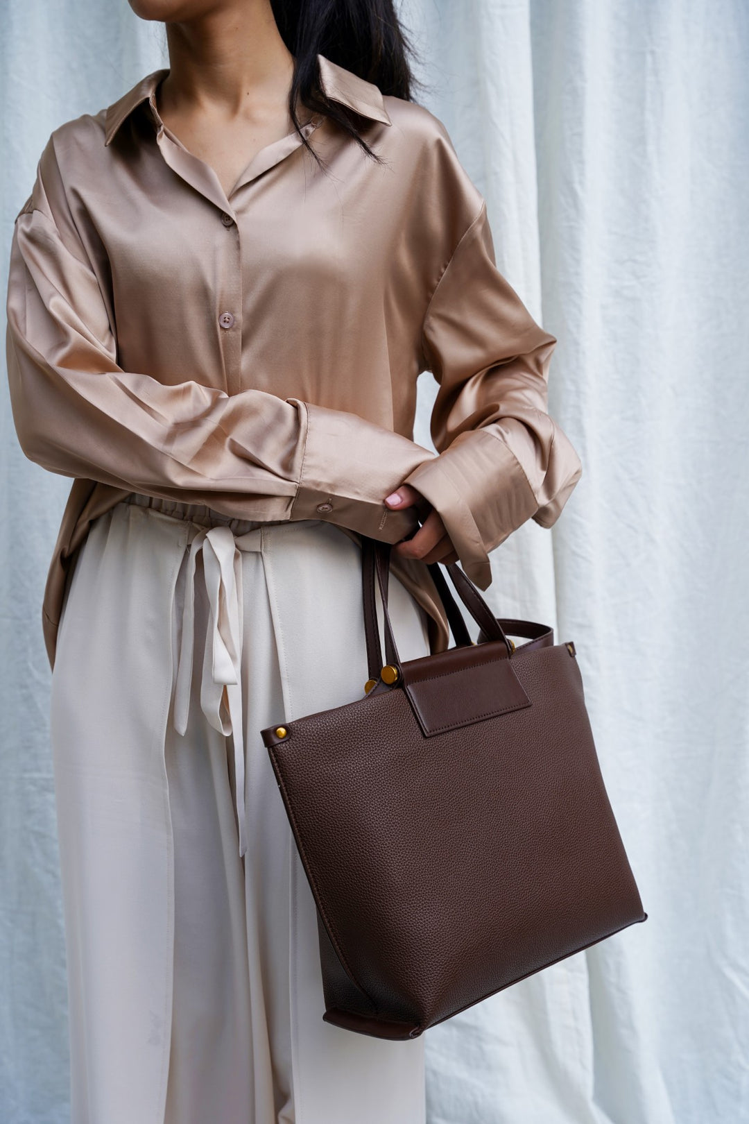 BROWN WEEKEND TOTE