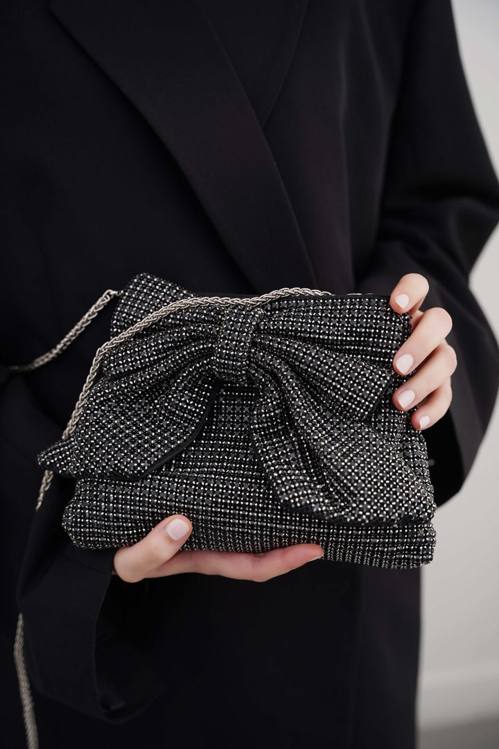 BLACK CRYSTAL BOW CLUTCH