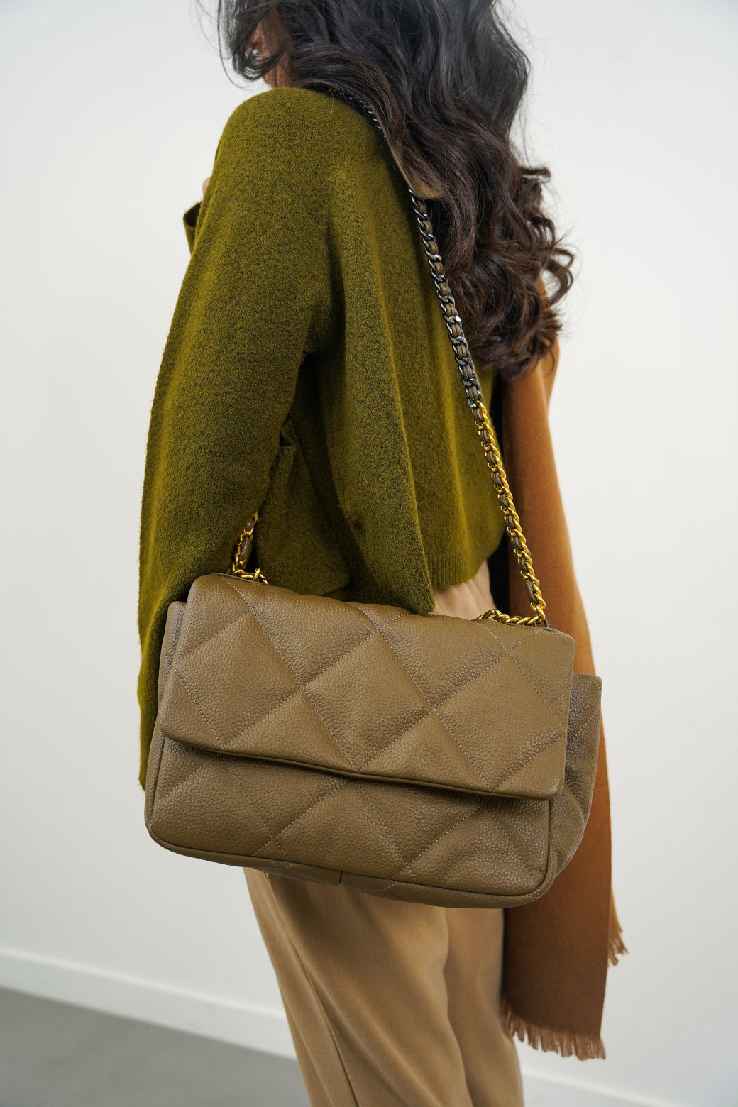 KHAKI MAUI SHOULDER BAG