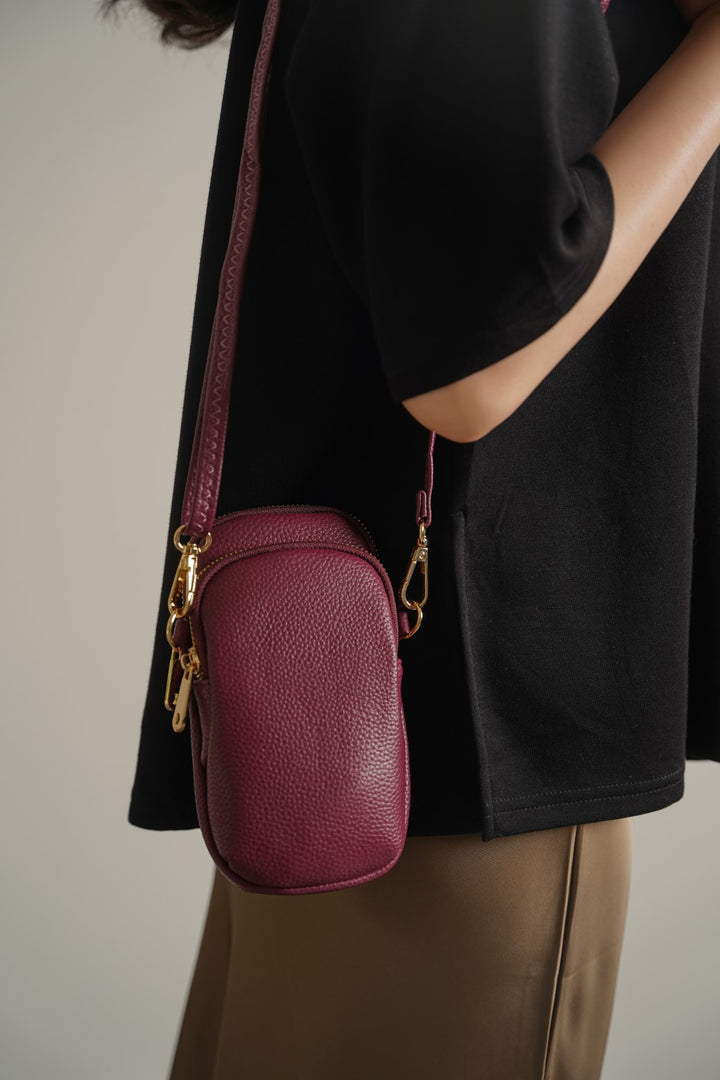 MAROON ESSENTIAL CROSSBODY (UNISEX)