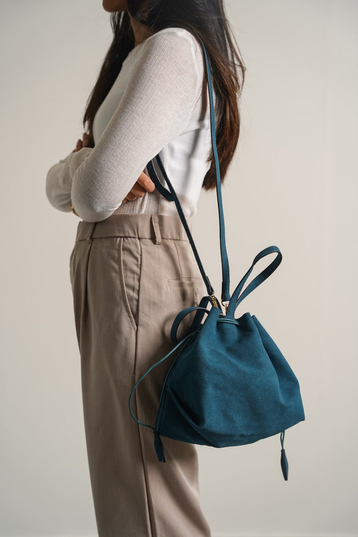 TEAL BLUE SLOUCHY BUCKET BAG