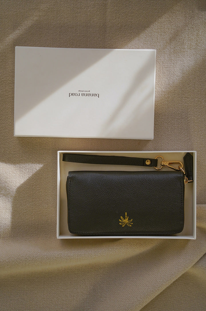 RESORT LEATHER WALLET