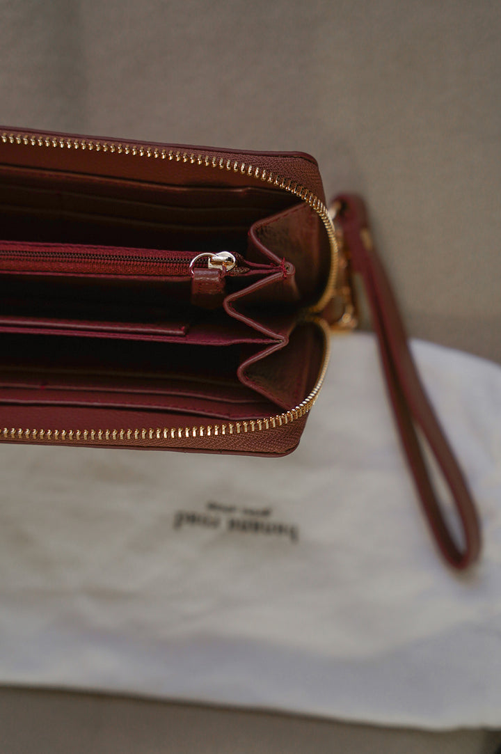 MAROON RESORT LEATHER WALLET