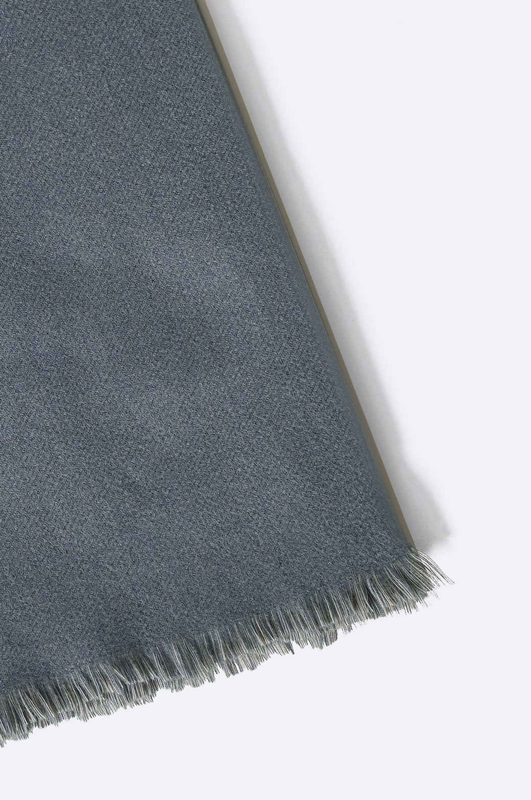 PLUSH REVERSIBLE SCARF – Lama Retail