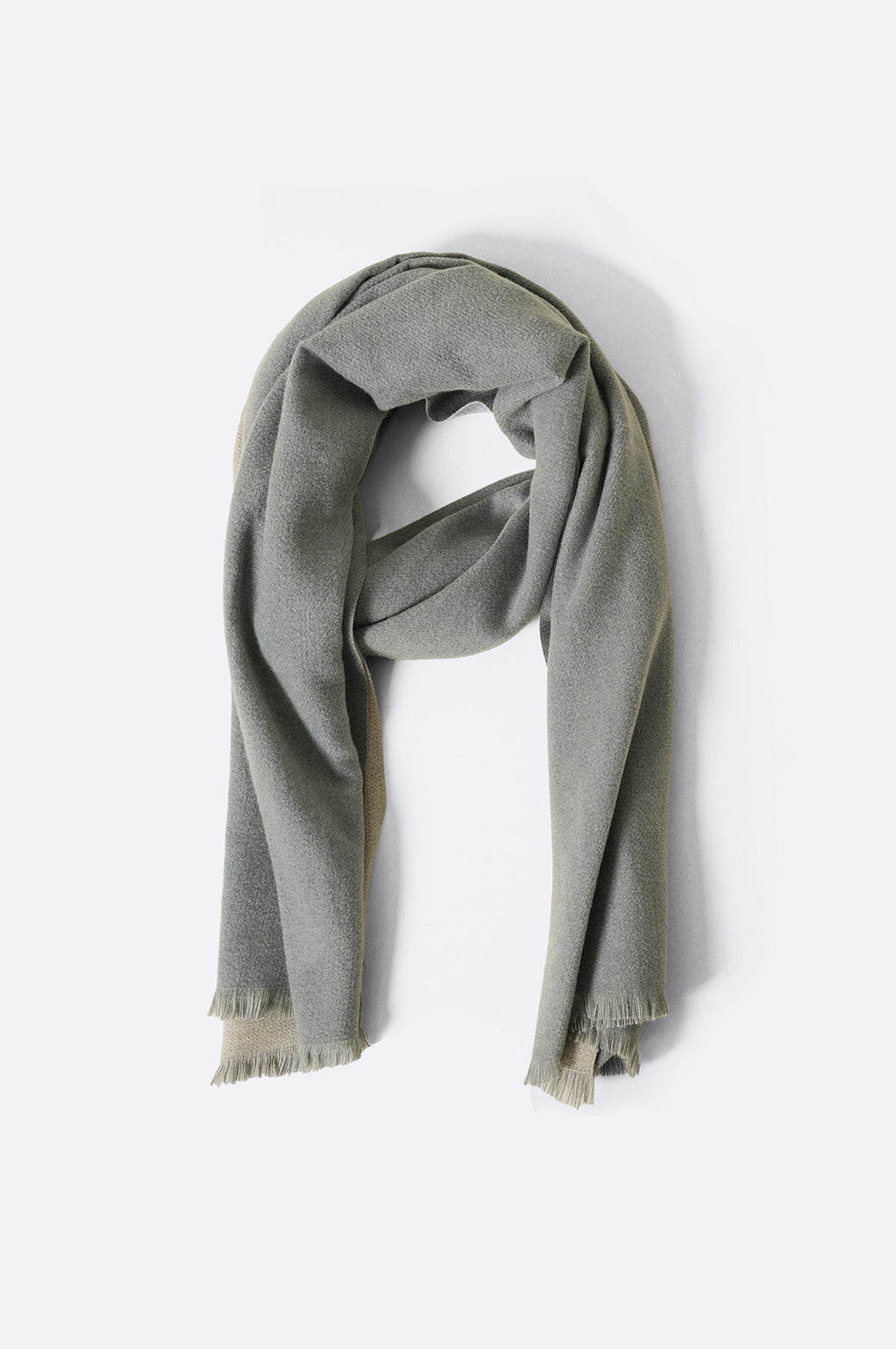 PLUSH REVERSIBLE SCARF – Lama Retail