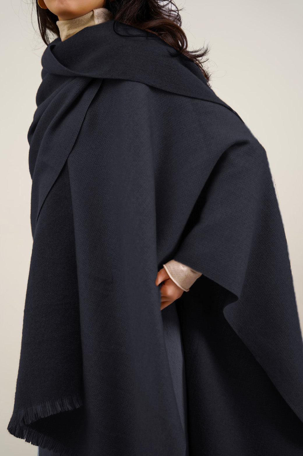 NAVY REVERSIBLE CAPE SHAWL