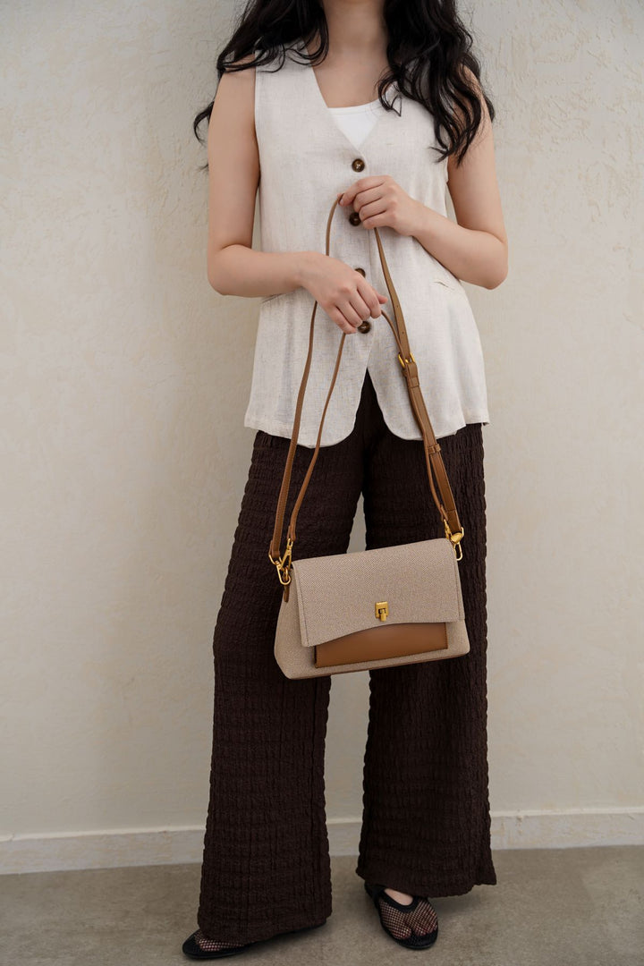BEIGE TABARIS SHOULDER BAG
