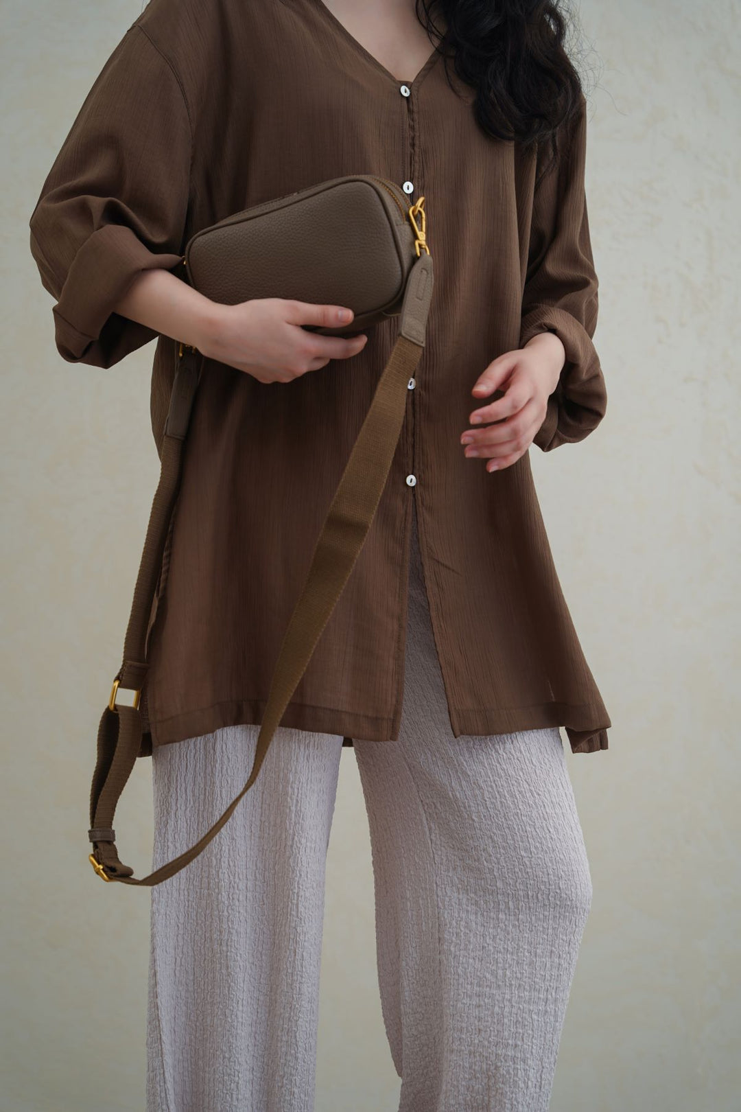 TAUPE MEZZEH DOUBLE-ZIP CROSSBODY