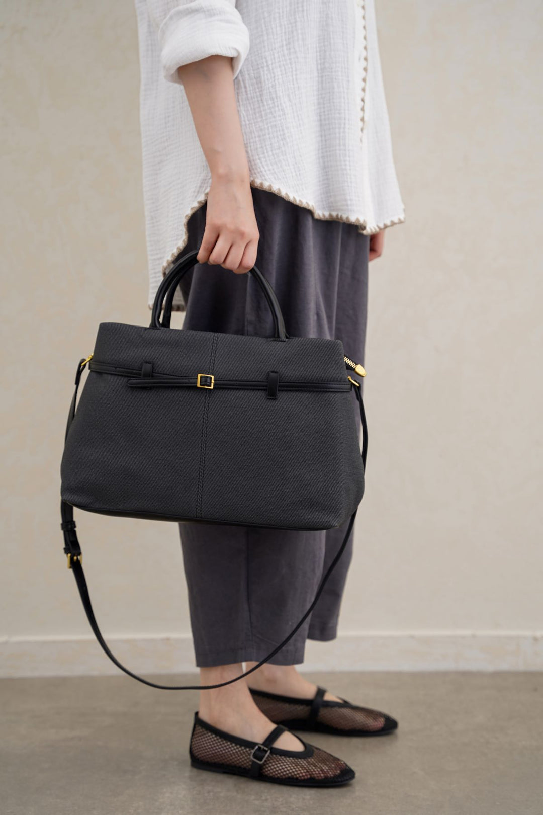 BLACK KARAKOY TOP-HANDLE TOTE