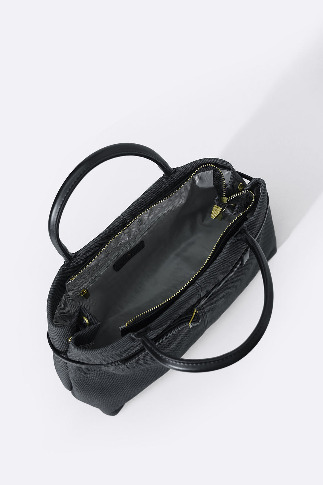 BLACK KARAKOY TOP-HANDLE TOTE