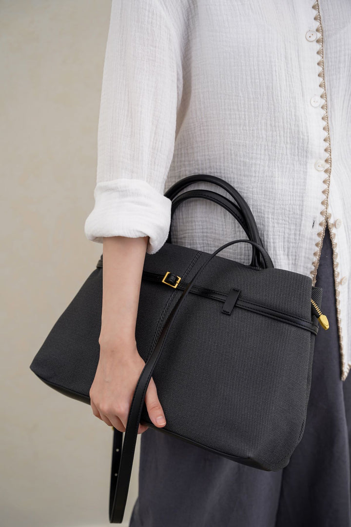 BLACK KARAKOY TOP-HANDLE TOTE