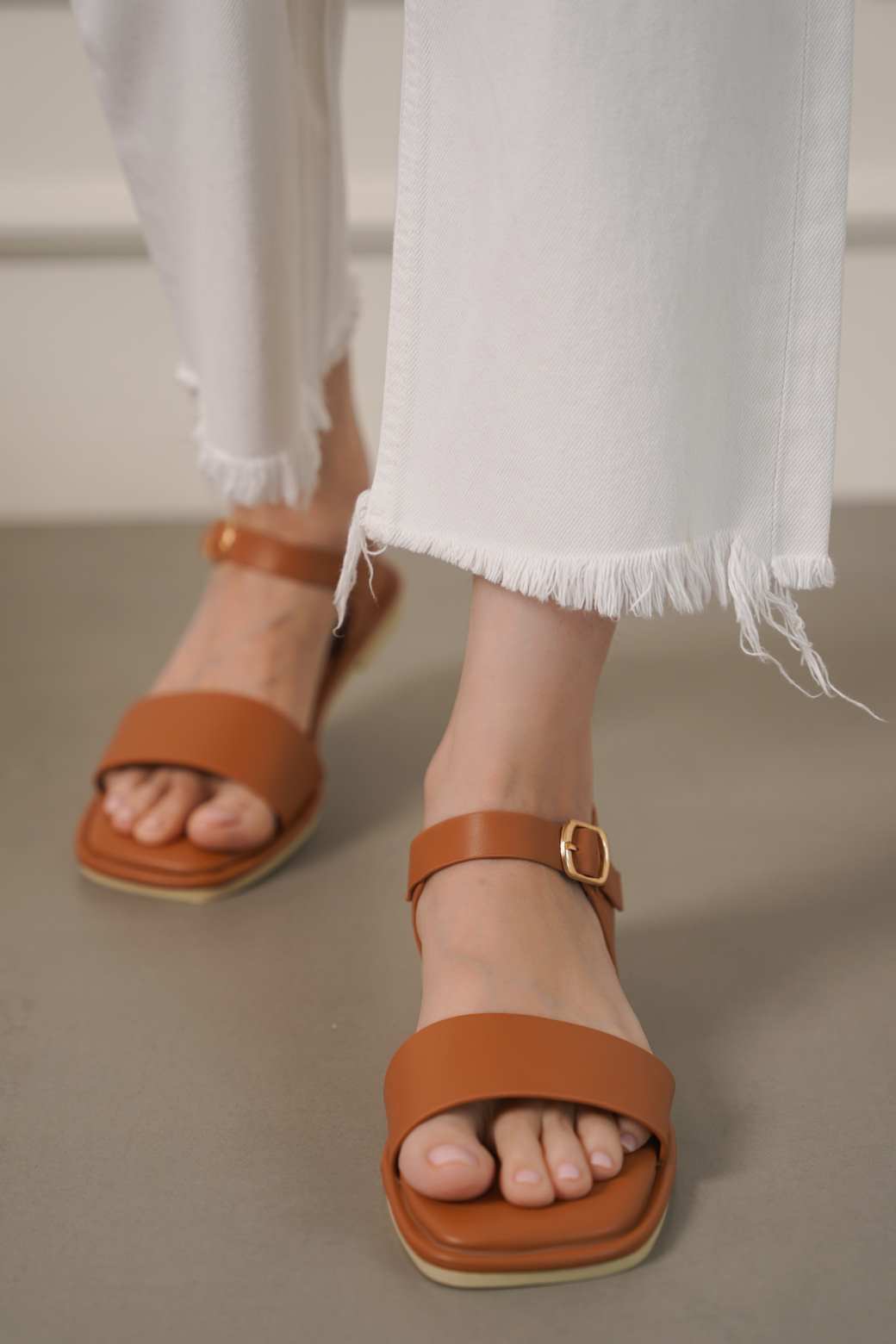 TAN BASIC MAMA SANDALS