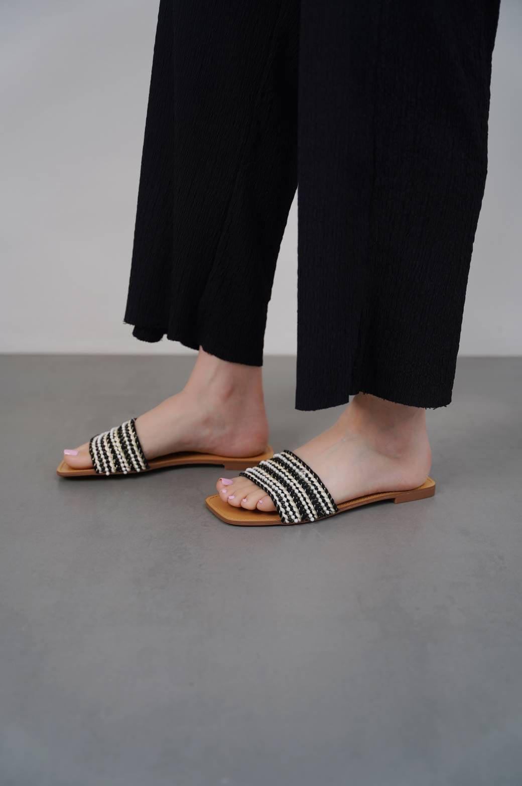 BLACK WOVEN PEARL SLIDES