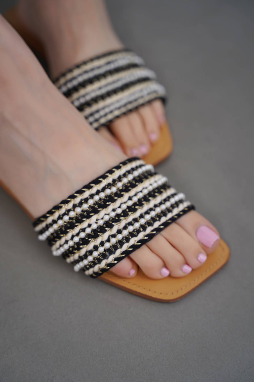 BLACK WOVEN PEARL SLIDES