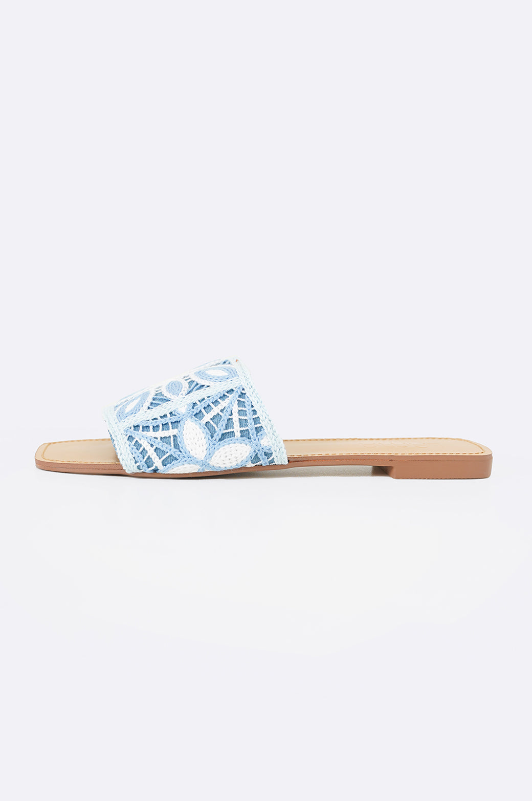 BLUE FLORAL WEAVE SLIDES