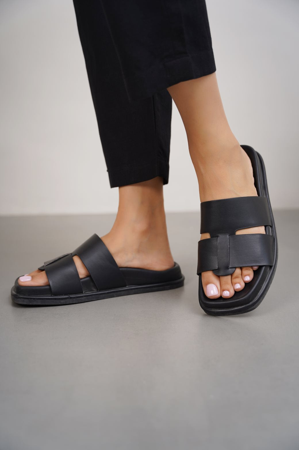 BLACK HOLIDAY MAMA SLIDES