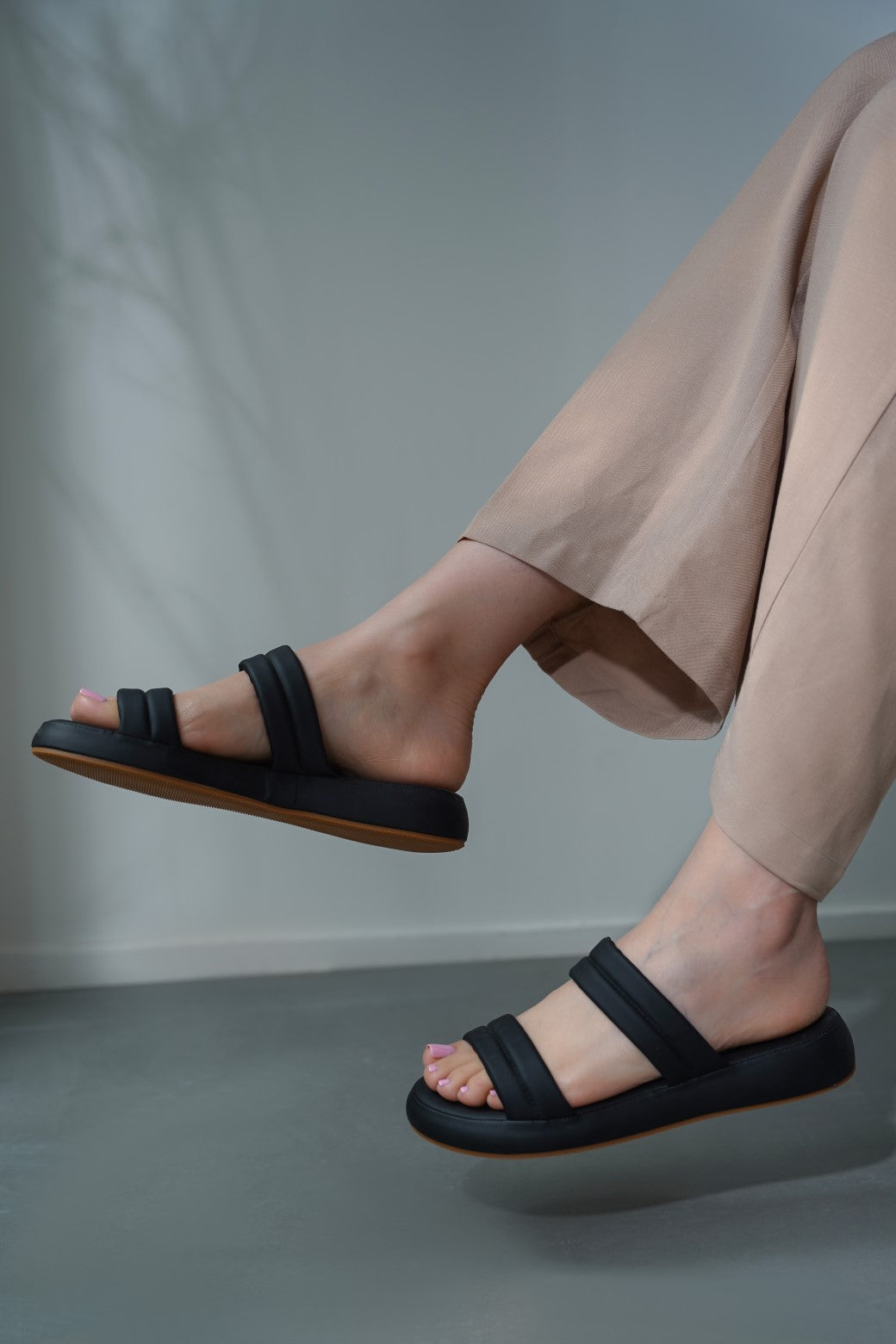 BLACK HOLIDAY MAMA SLIDES