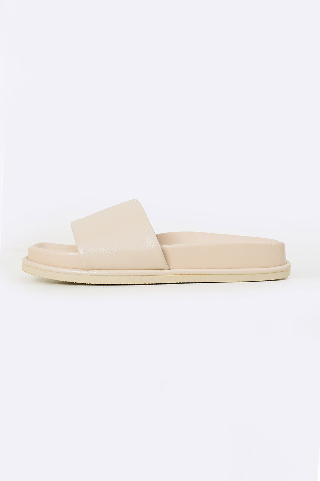 LIGHT BEIGE DAILY SLIDES