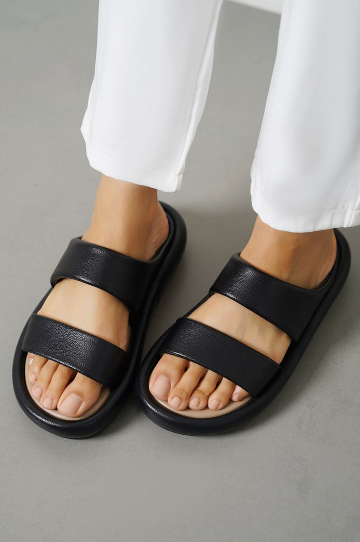 BLACK PUFF MAMA SLIDES